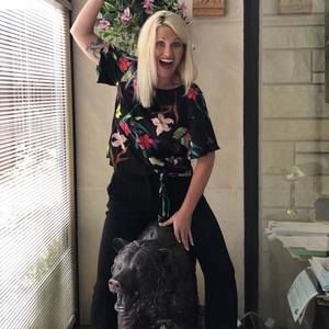 Meet your Posher, Jamie